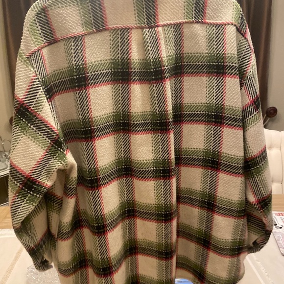 WILD FABLE, Sz S Flannel Thick Jacket! Very Good condition - Picture 2 of 6
